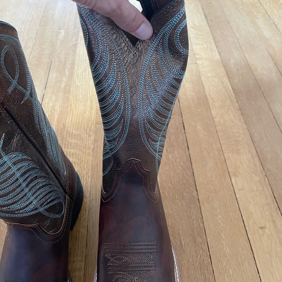 Ariat Women's Yukon Brown Square Toe Boot - Picture 8 of 12